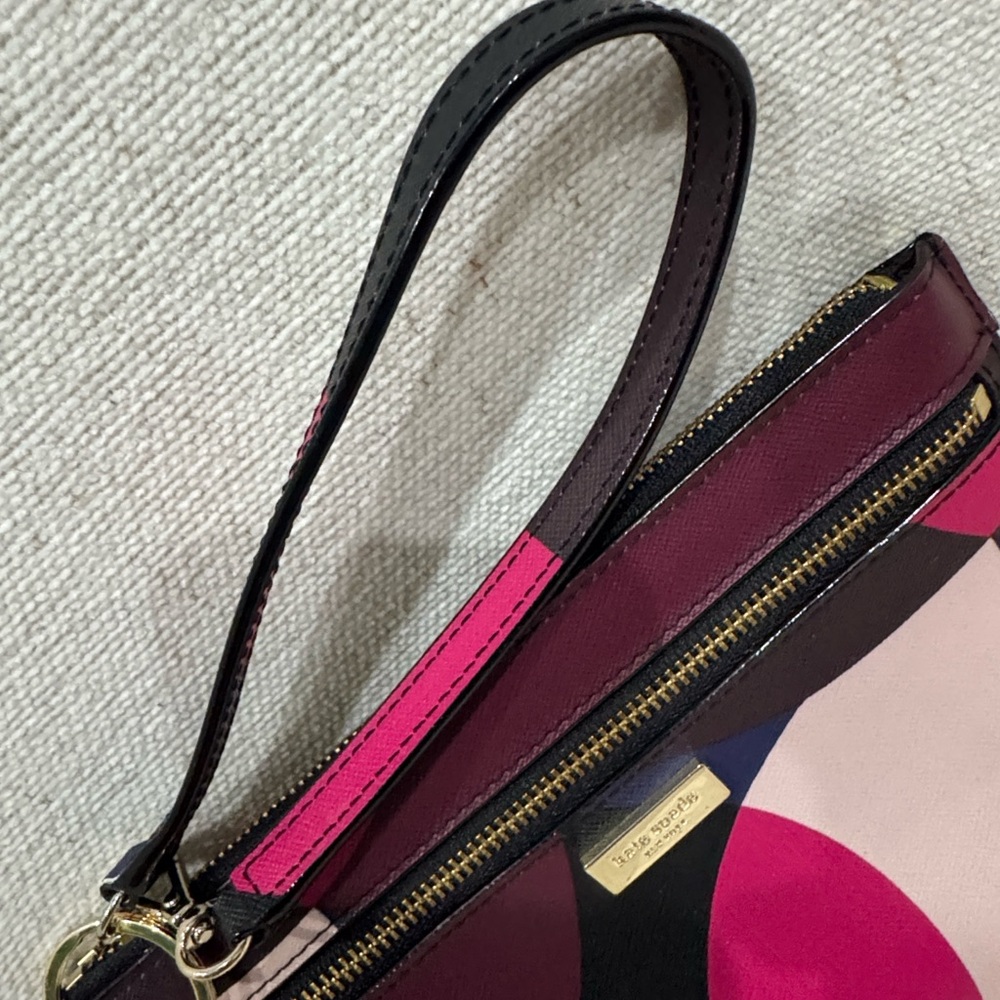Kate Spade Multicolor Wristlet with Gold Accents - Picture 8 of 9